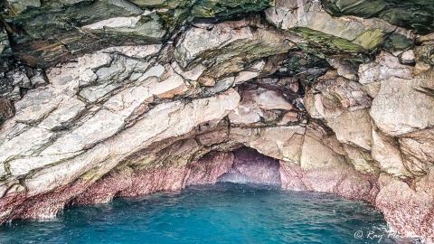 Gardner Island Sea Cave